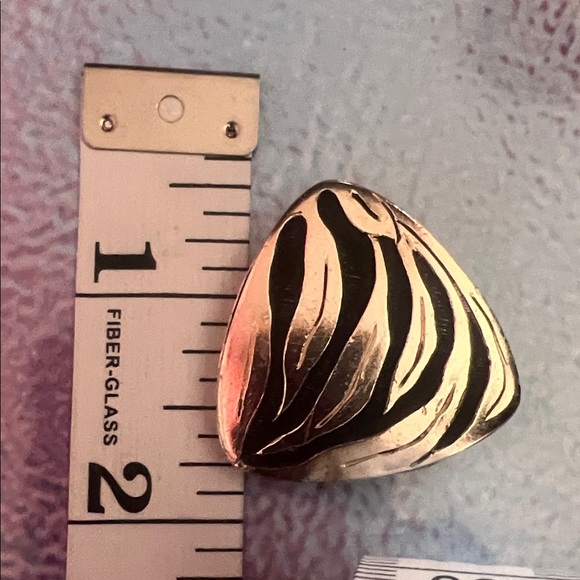 Denmark  Abstract clip - Picture 8 of 8